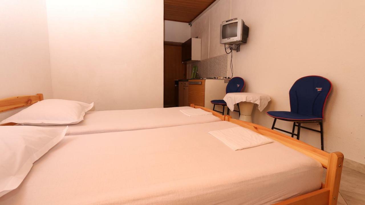Dinka Guesthouse Makarska Ngoại thất bức ảnh