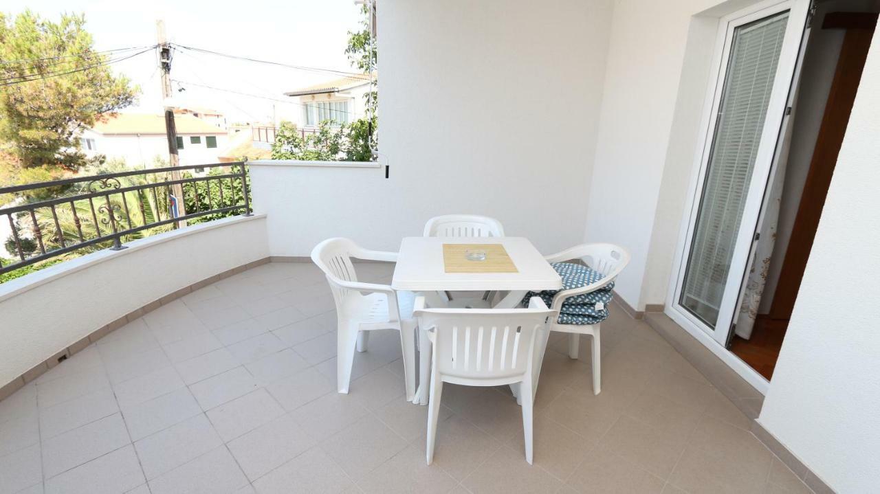 Dinka Guesthouse Makarska Ngoại thất bức ảnh
