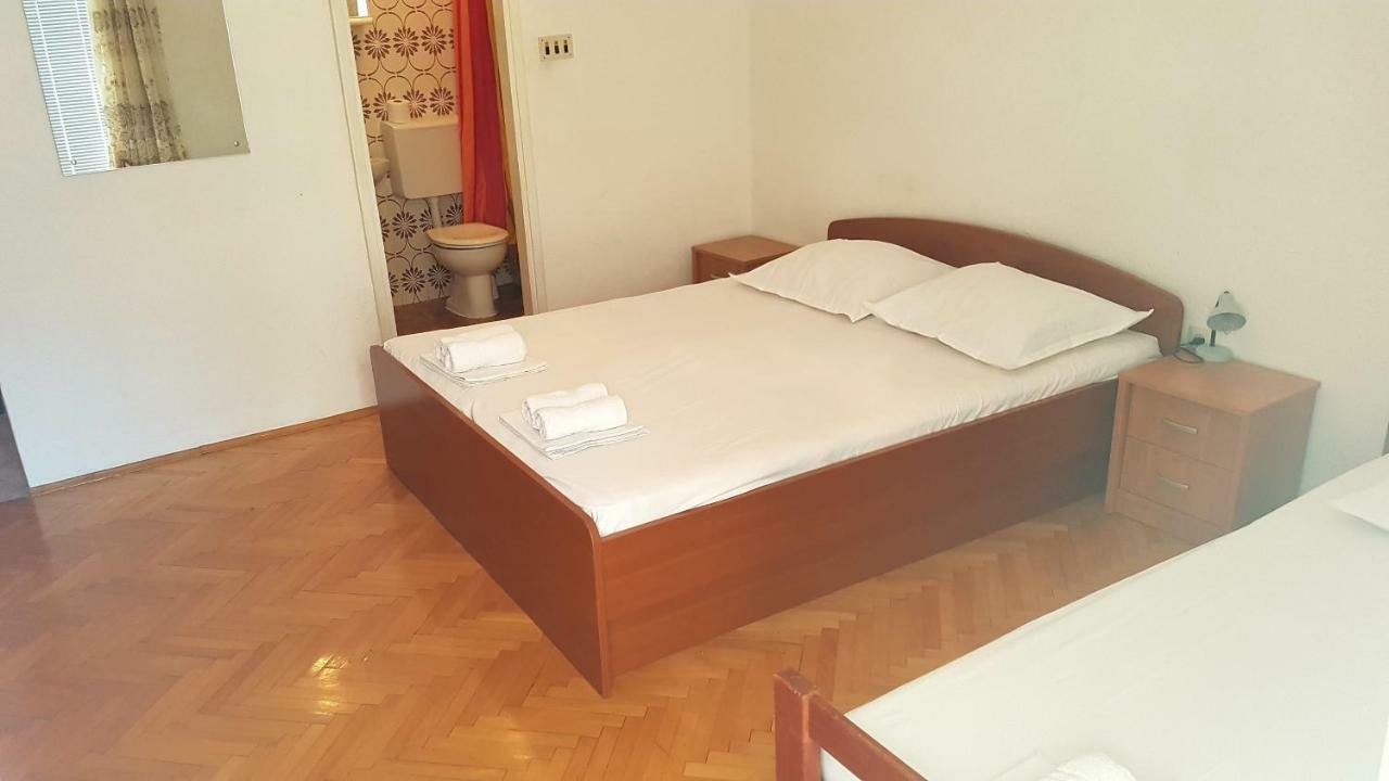 Dinka Guesthouse Makarska Ngoại thất bức ảnh