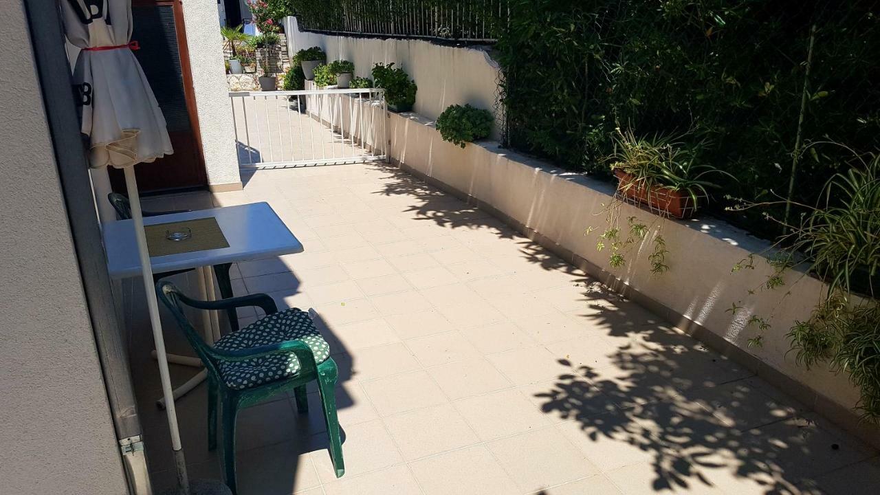 Dinka Guesthouse Makarska Ngoại thất bức ảnh