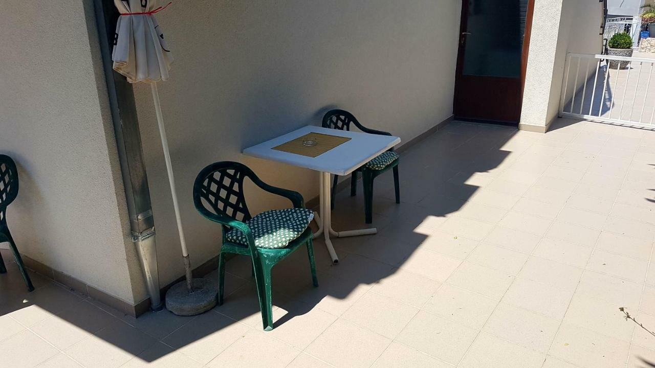 Dinka Guesthouse Makarska Ngoại thất bức ảnh